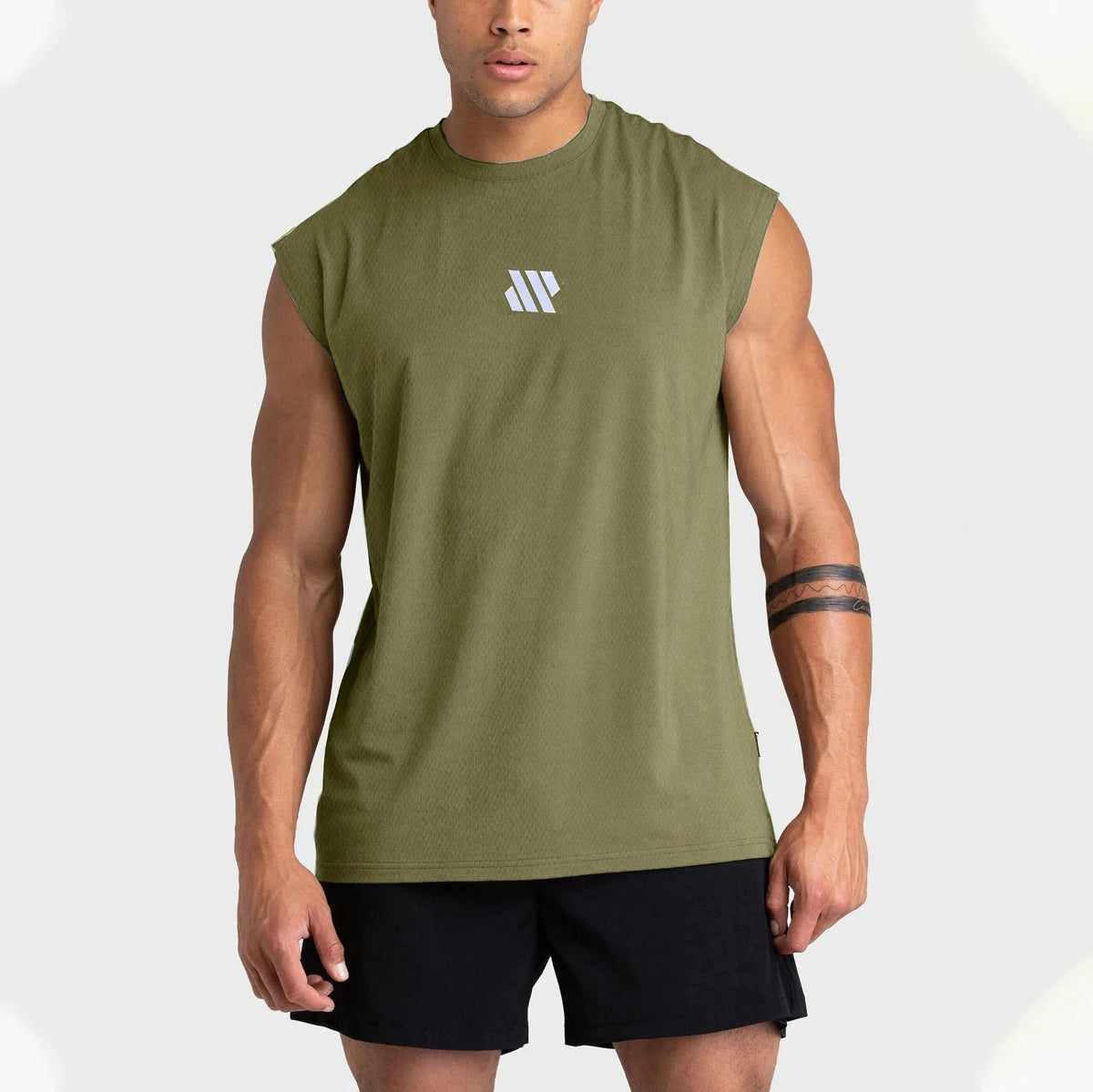 Débardeur sport homme sans manches, coloris vert armée
