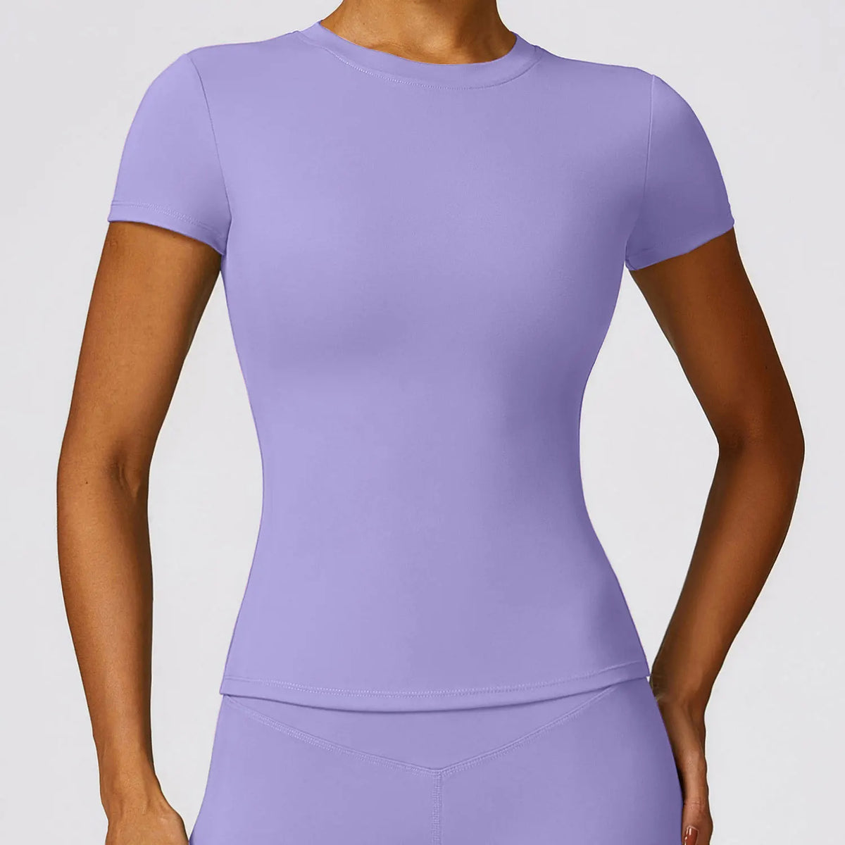 T-shirt sport femme col rond manches courtes, coloris violet 2